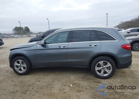 2018 Mercedes-Benz Glc 300 4Matic z USA, uszkodzony, nr VIN WDC0G4KB3JV108631